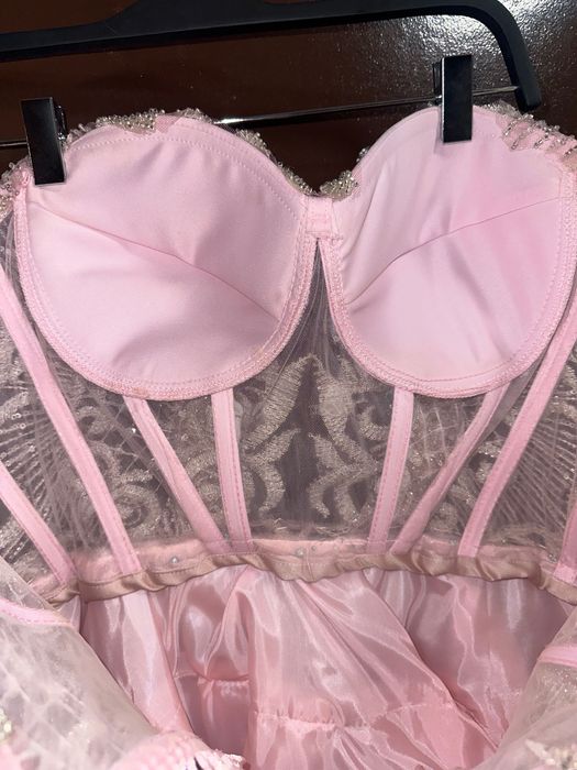 Официална рокля с корсет