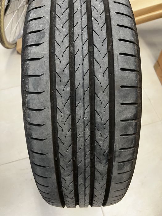 Гуми 215 55 18 континентал