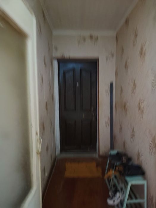 3-mikrorayonda 2 xonli 1 etaj sotiladi