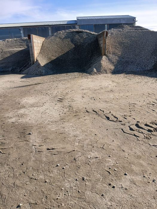 Nisip,pământ galben nisipos, E.T.C