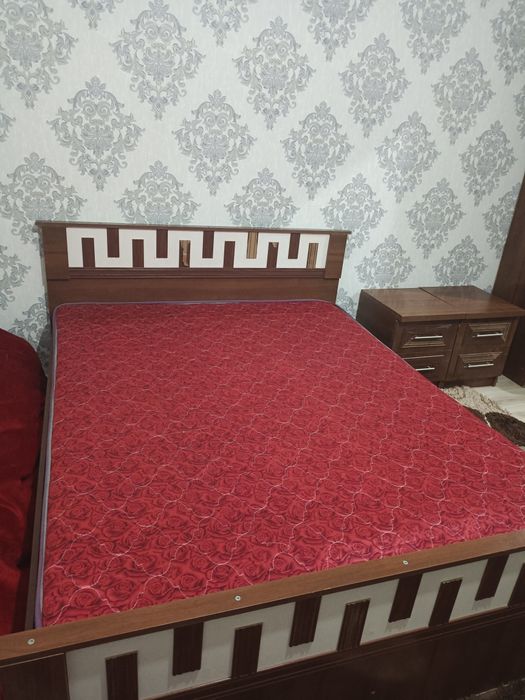 Спальная кровать