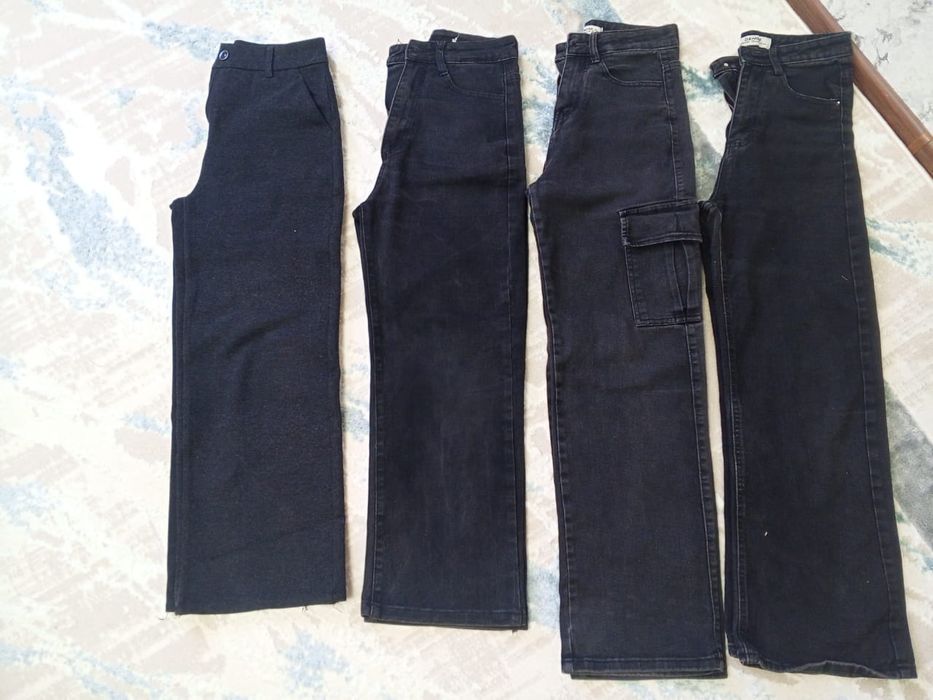 Продам школьные черные джинцы.