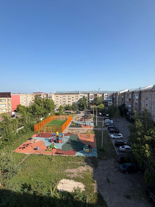 Продам 2к квартиру Достык молл 5/5