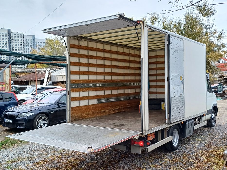 Транспортни и Хамалски  Услуги с Падащ Борд 1000кг. Обади се