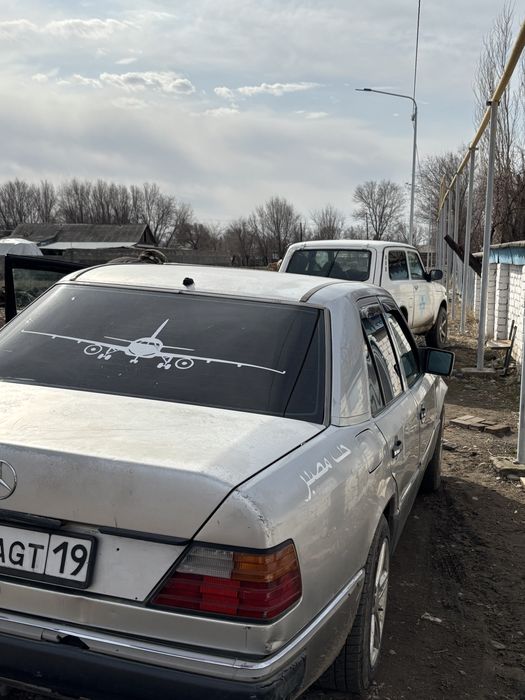 Продам мерседес 220 срочна