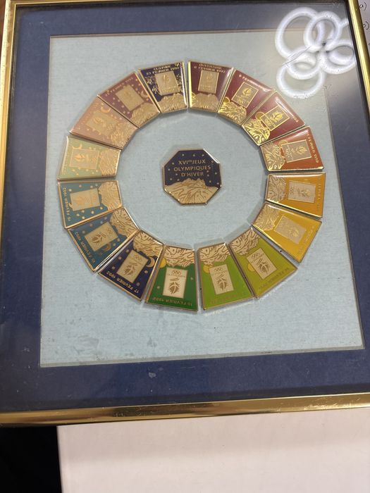 Set Complet Insigne Olimpice Albertville 1992 -Editie de colectie