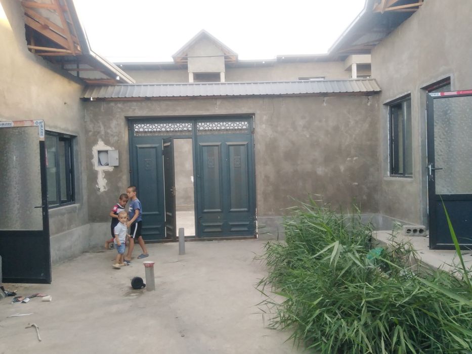 46000у.е Назарбек катта Итфо 2 сотик 5 хона Каробка 80 % биткан