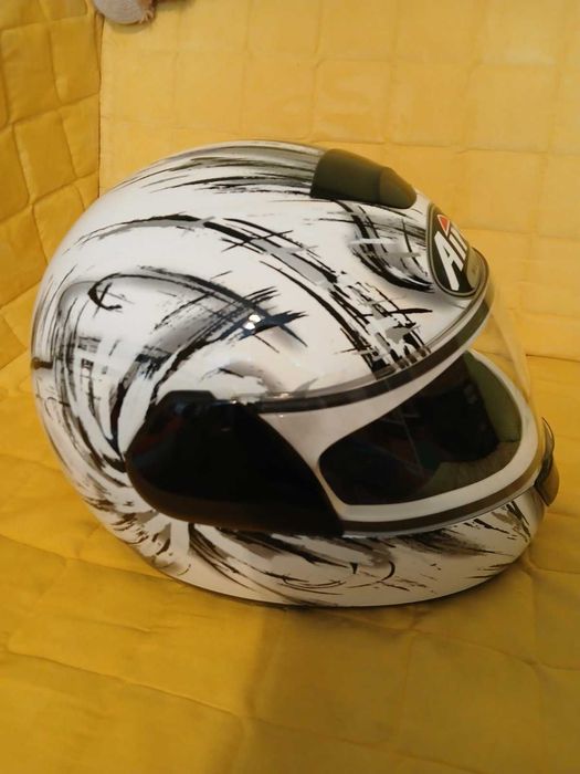 Каска за мотор Airoh