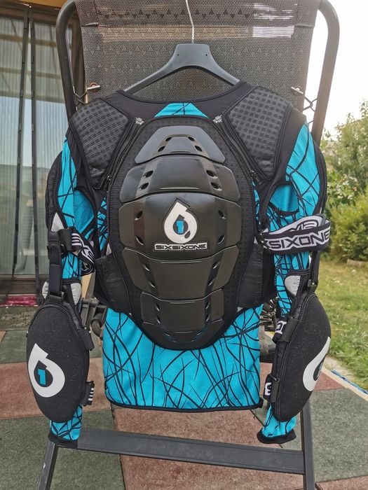 Bluza cu protectii S/pantaloni/protecție gat/geaca moto cross enduro