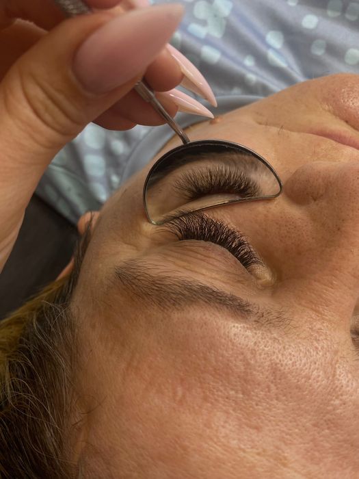 Наращивание ресниц