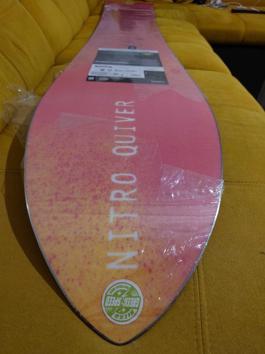Nitro Quiver Cannon Snowboard 203, 2022 ––– Noua, in tipla