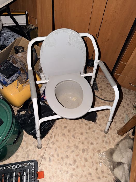 Кресло туалет для инвалидов