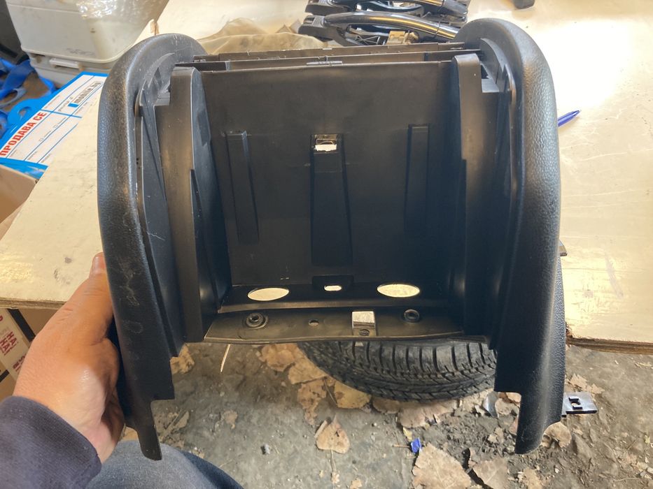 Централна конзола за Сеат Леон/ Толедо 1М 1999- 2005г