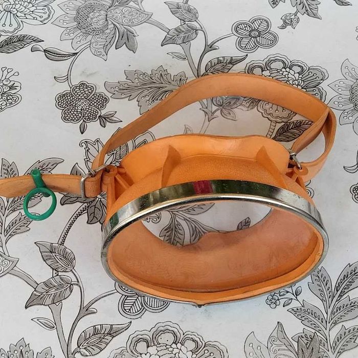 Продавам ракети федербал, плавници и маска, хилки тенис на маса