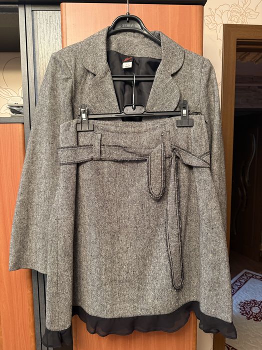 Costum fusta si sacou