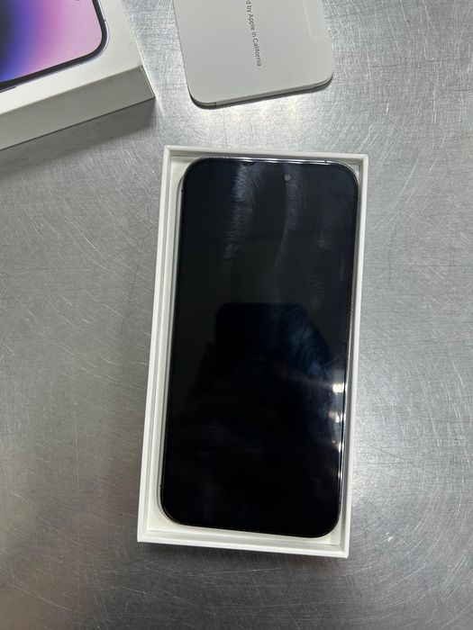 Продам айфон 14про макс