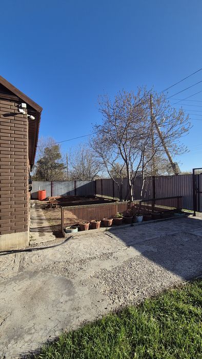 Продам или обмен 4 - ком дом.