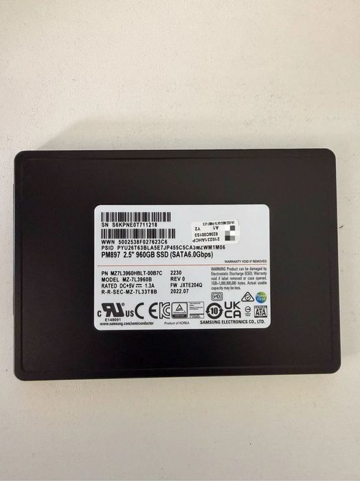 Жесткий диск 2.5 ssd samsung