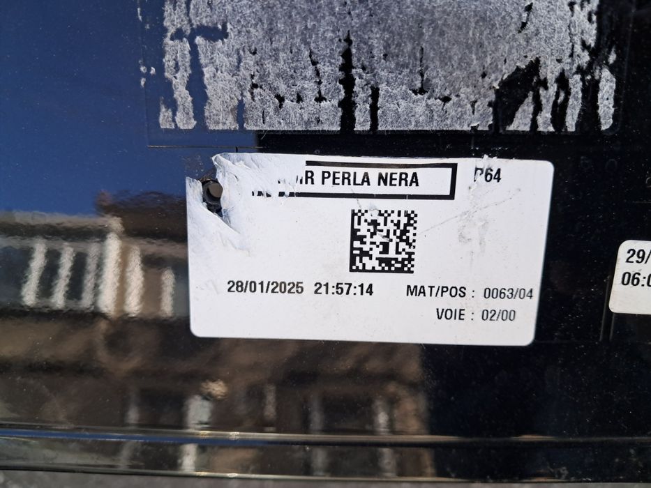 Предна броня Peugeot  E 3008 2025г