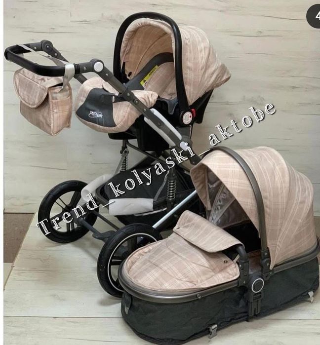 Детская коляска.