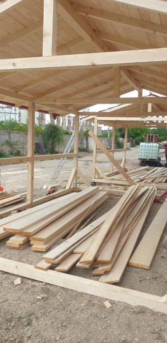 Dulgherie și mansardarii