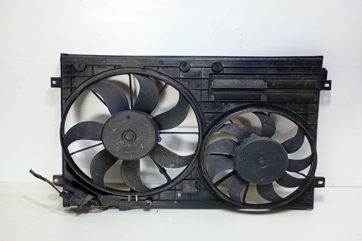 Electroventilator Racire  1K0121207AD Volkswagen VW Passat B6 seria