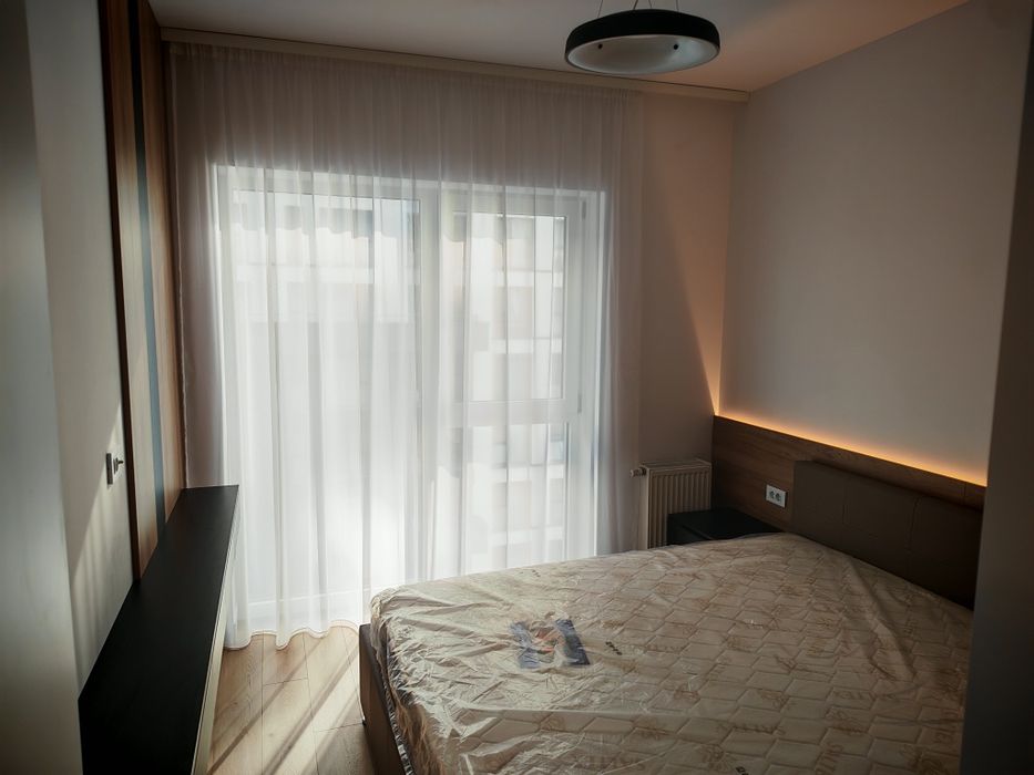 Persoana fizica  2 camere SILK DISTRICT Prima inchiriere cu Loc Parcare