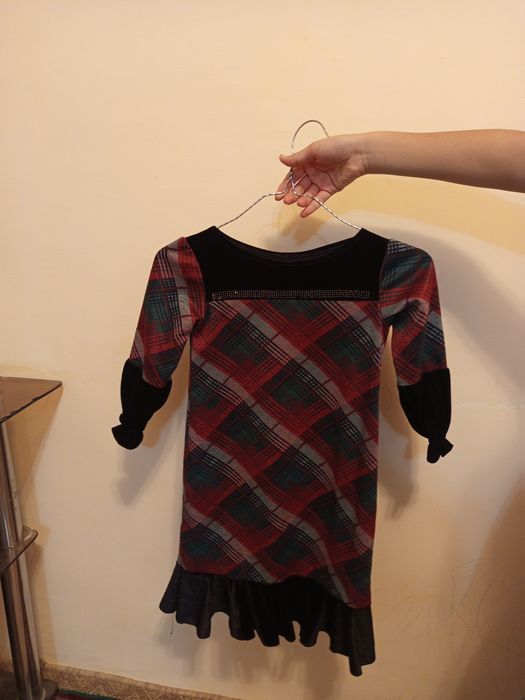 1 2 marta kiyilgan kichgina bub qolgan