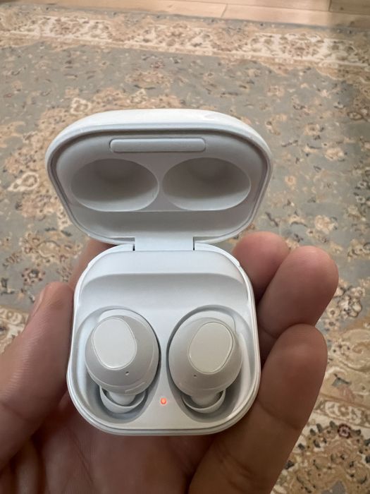 Наушники Galaxy Buds FE