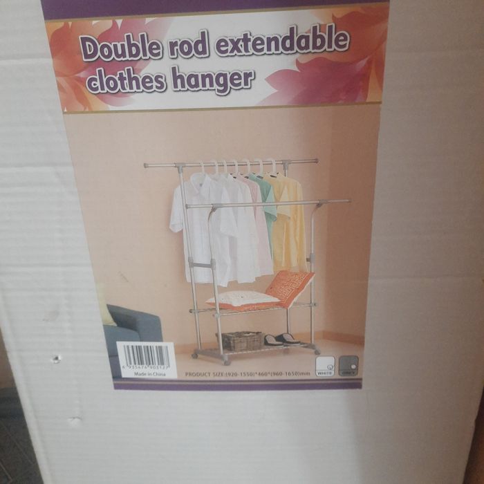 Вешалка напольная, на колесиках