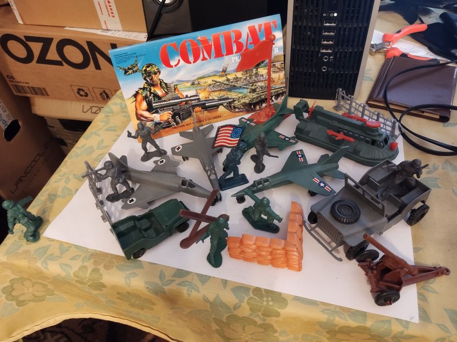 Детска игра с войници