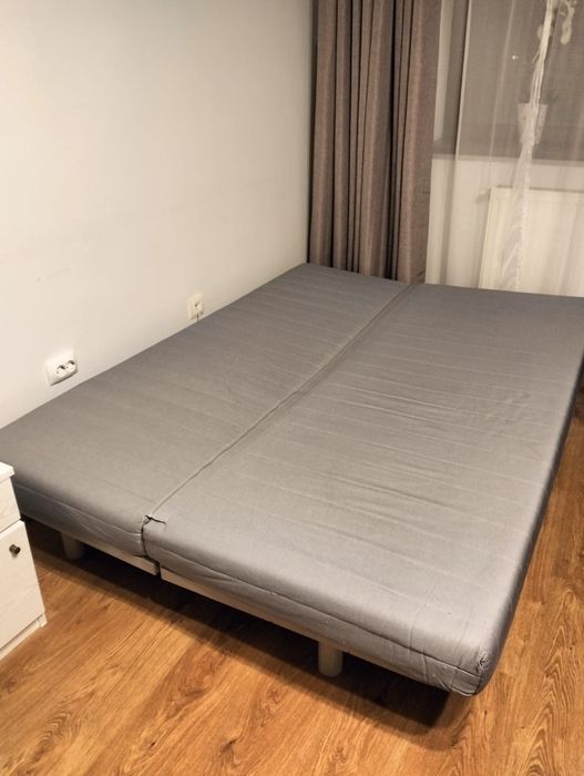 Canapea fixa și extensibila