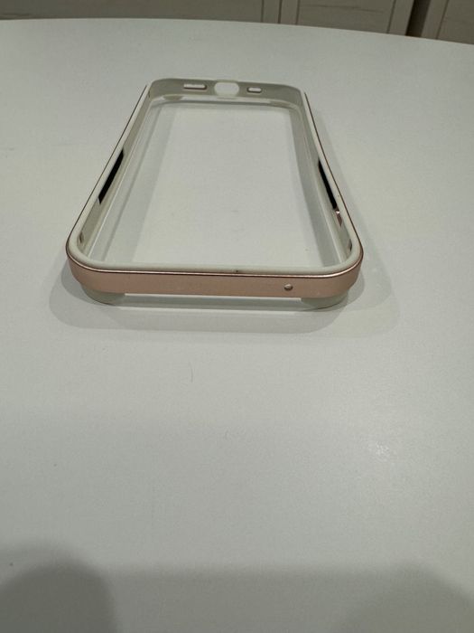 Бъмпер за iPhone 15 Pink
