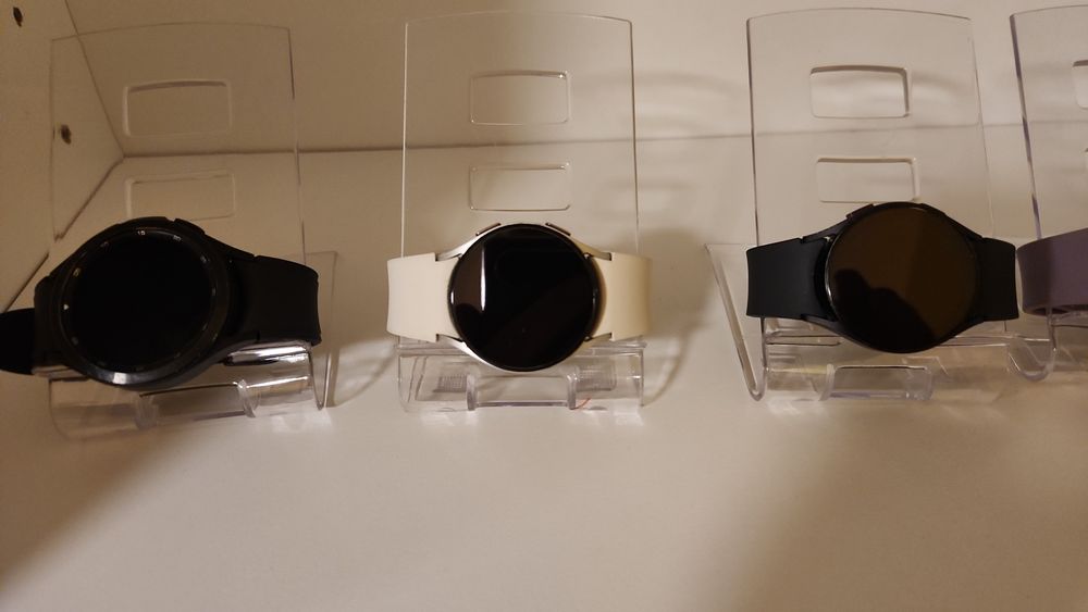 Samsung Watch 5 40mm Lte, cu esim, in stare buna factura ,garantie