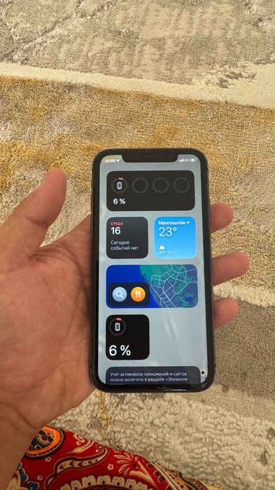 iPhone 11 black 128gb
