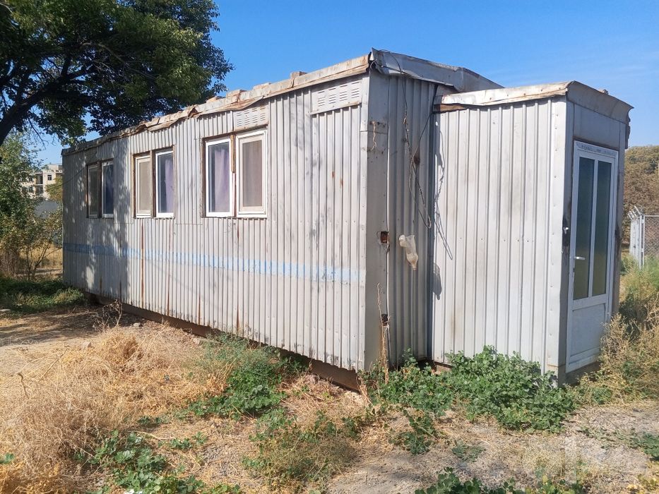 Vagoncha sotiladi 7x2.50 jixozlari bn birga