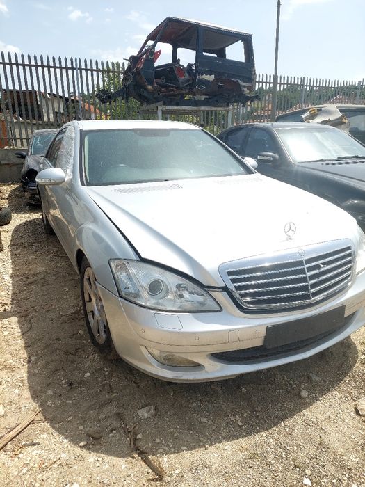 На части Мерцедес Ес класа/ W221 Mercedes S320 CDI