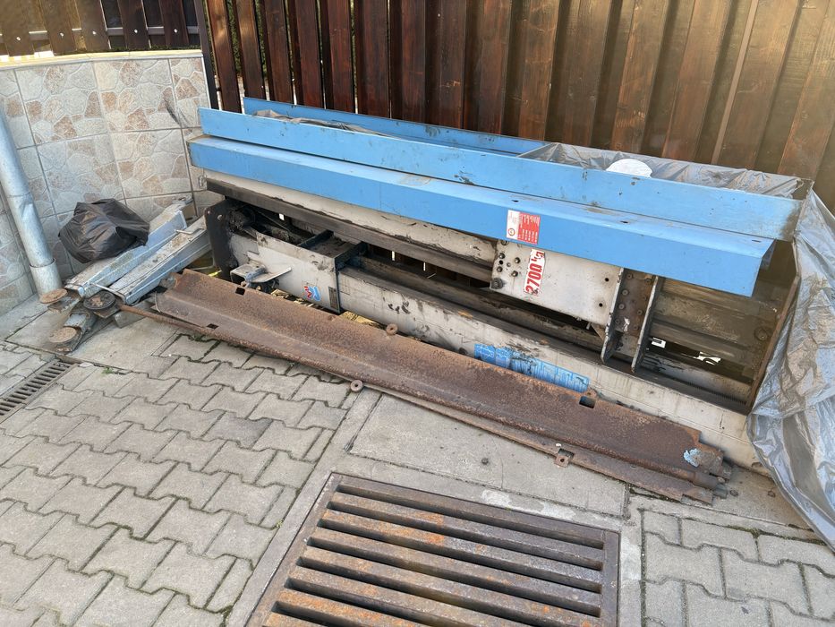 Vand echipamente atelier auto