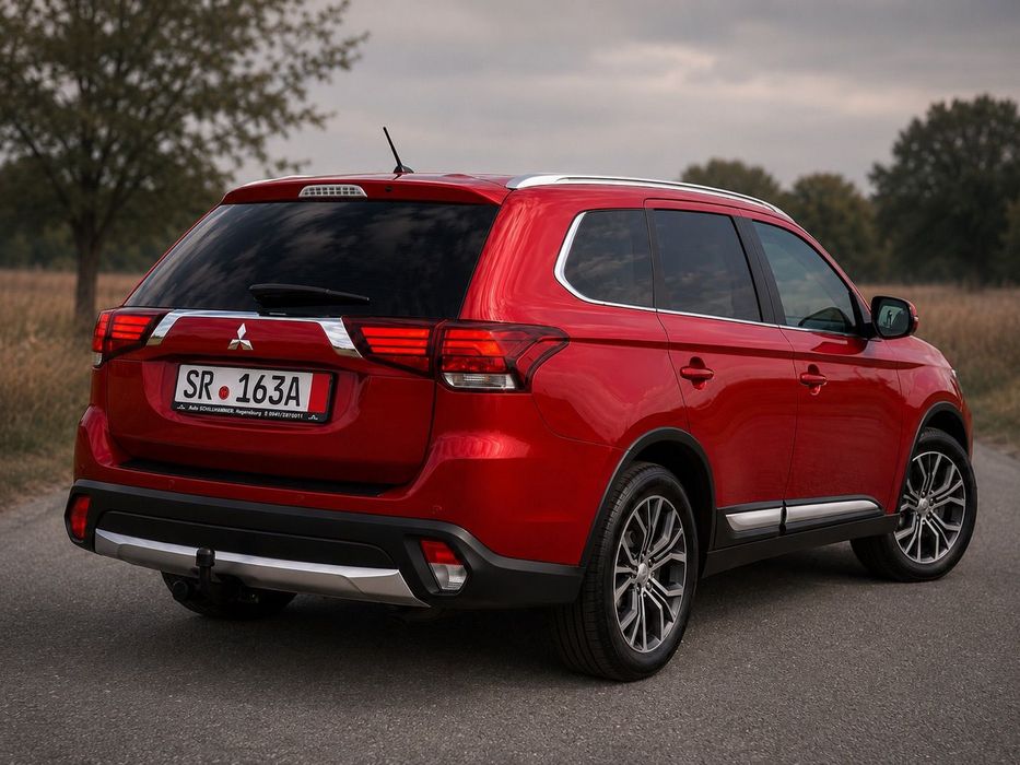 Mitsubishi Outlander 7 Locuri~Full Extra~4x4~Automat~Trapa~Piele~Bi Xenon~Navi~Camera~Hayon