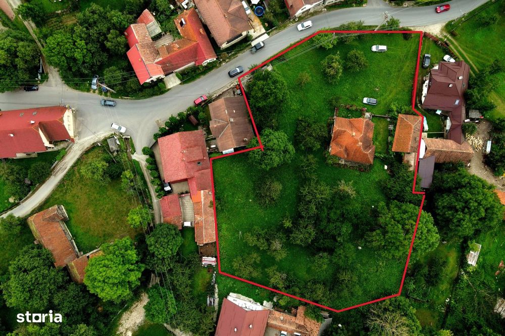 Proprietate cu casa traditionala si teren generos, Bran Poarta, 4000mp