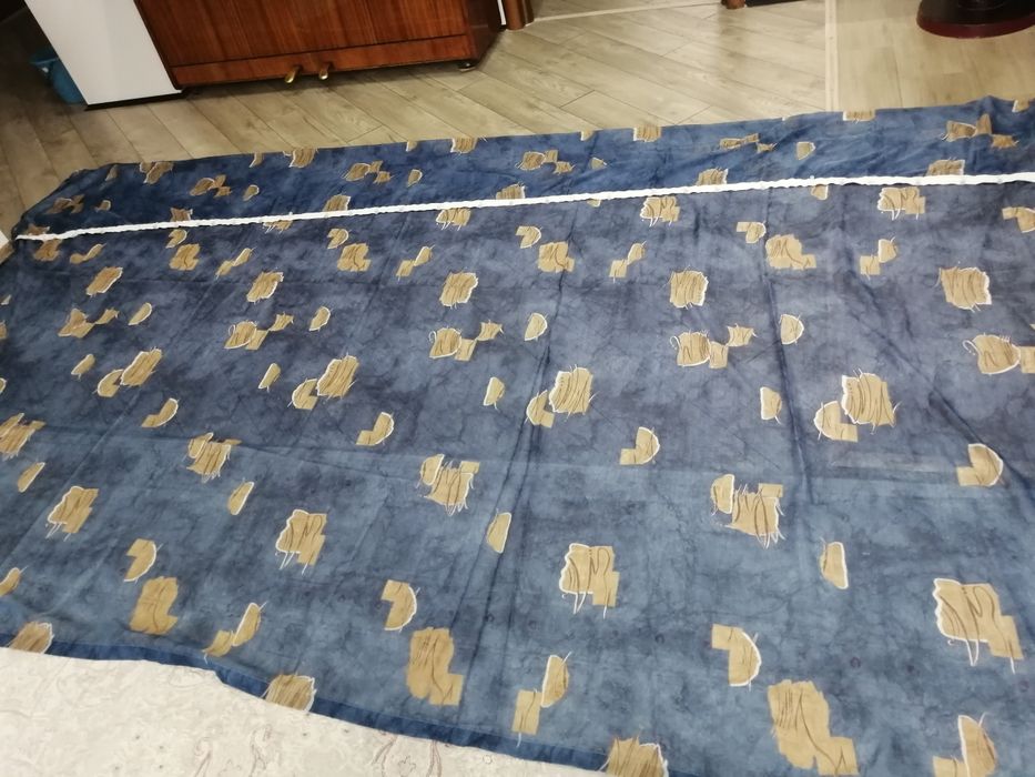 Продам тюль двух расцветок