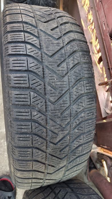 Se vand 4 Jante aliaj+4 Anvelope cu dimensiunile 205-55-R16. 5-110 dis