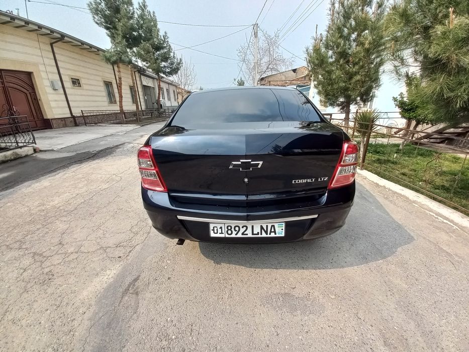 Машина в Фергане