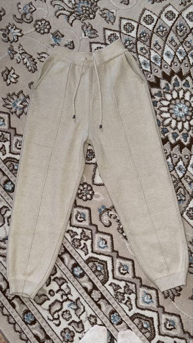 Женская одежда.