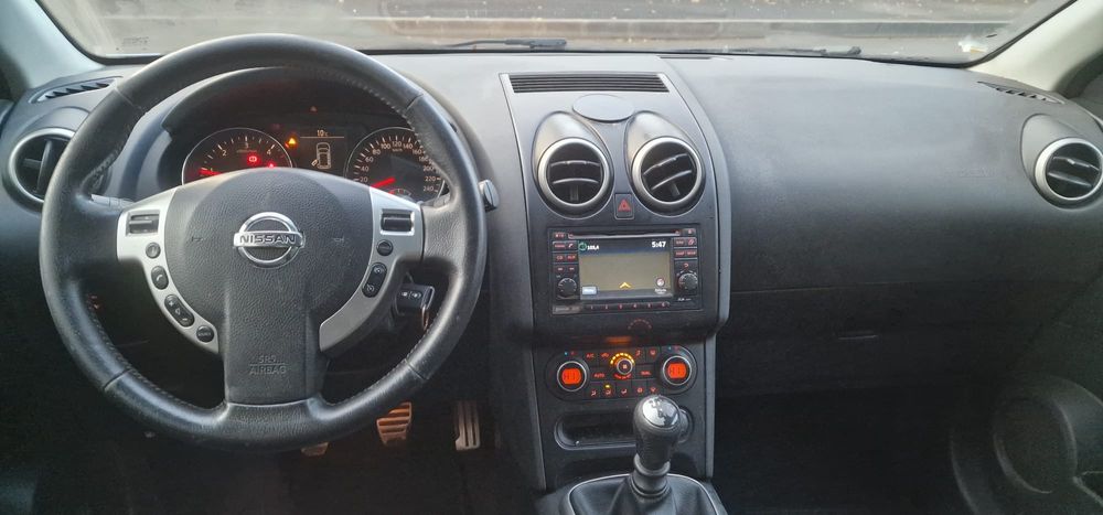 Vând Nissan Qashqai
