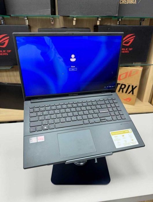 Oled ekran Noutbuk ASUS vivobook sotiladi