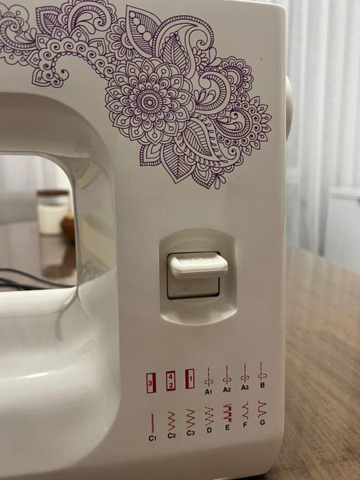 продам швейная машину