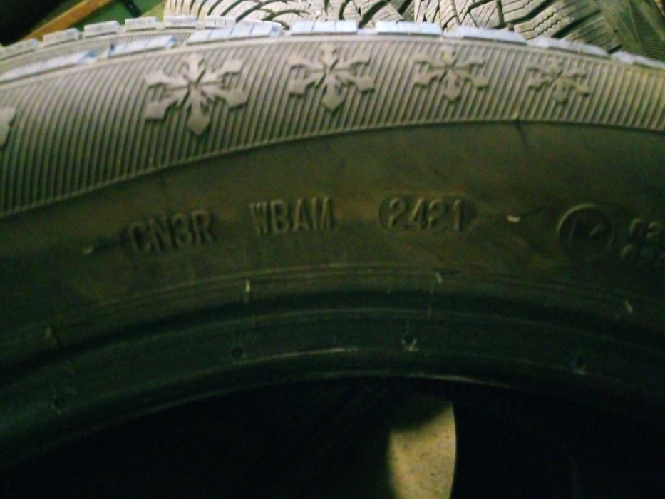 Зимни гуми GENERAL Altimax Winter 3 215/55 R17