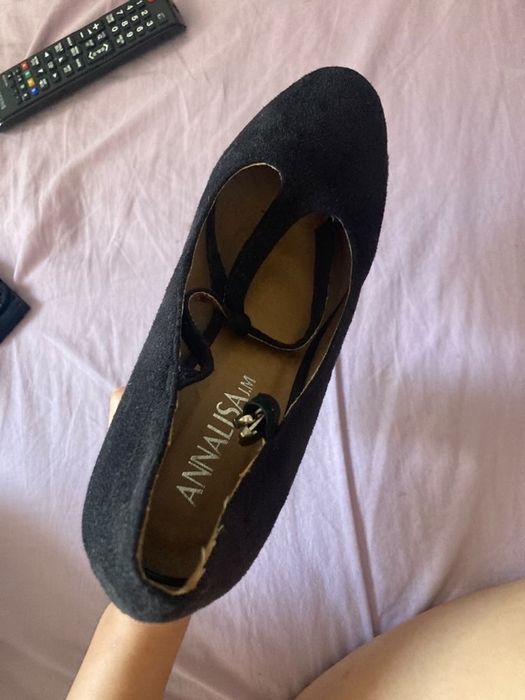 Обувки на ток