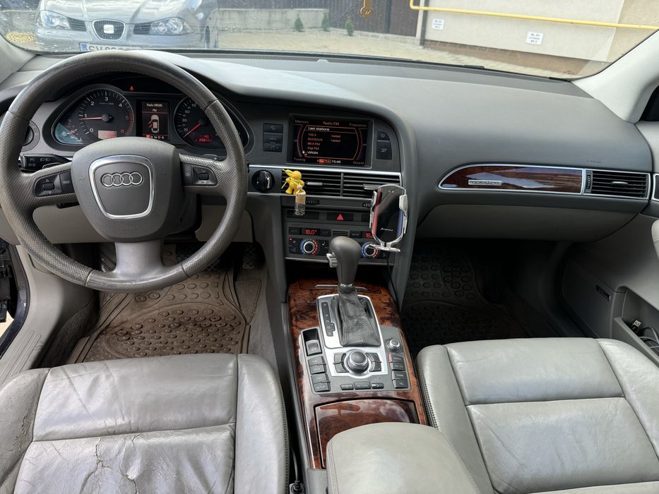 Vând Audi A6 C6, motorizare 3.0 TDI, 224 CP